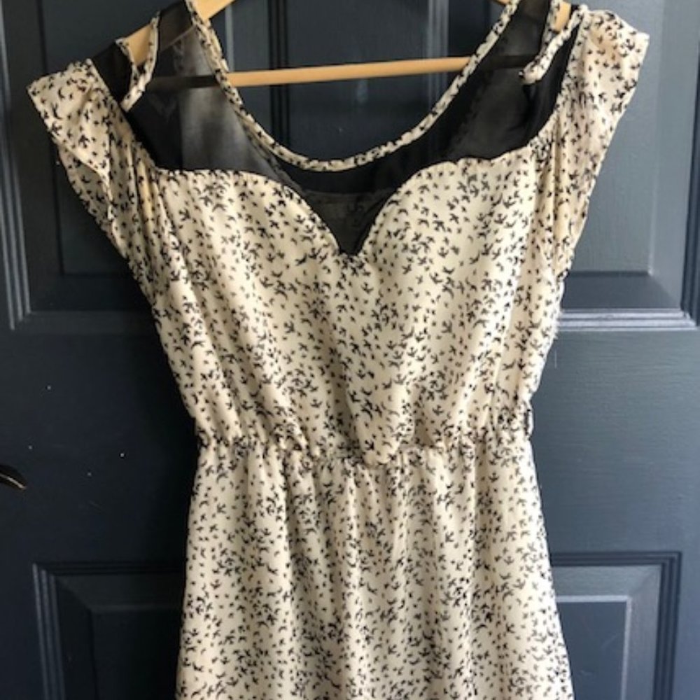 Ya Los Angeles Dress - Small, off white w/ black mini bird print